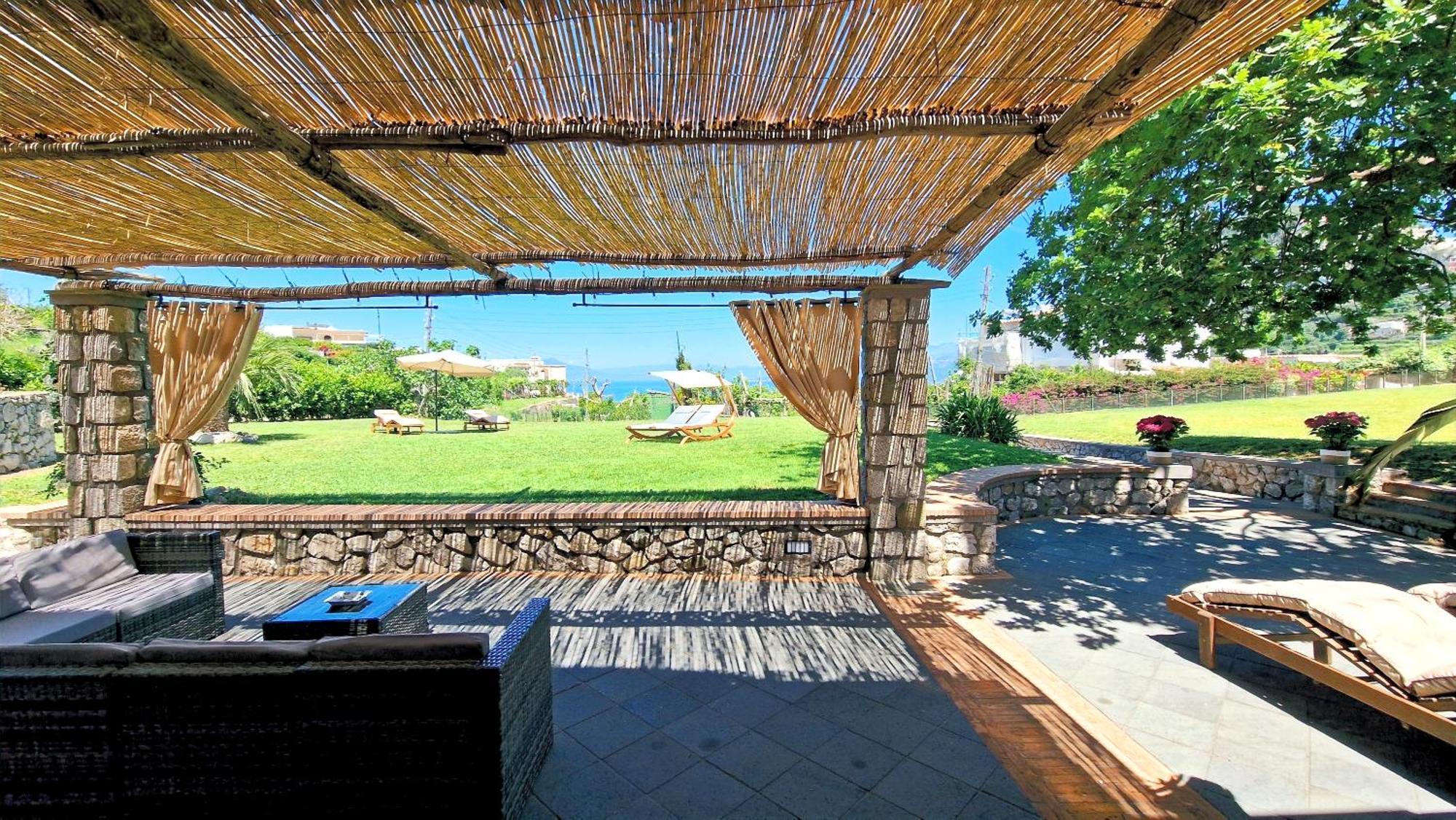 Maiora - Location Villa Capri